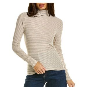 Brand new Splendid ribbed turtle neck with tags! Perfect for layering.